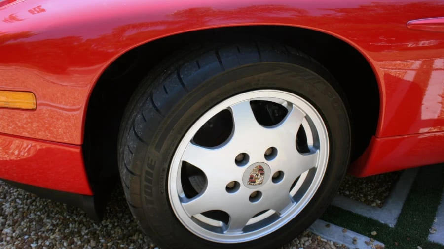 1990 Porsche 928 GT - Image 8 of 12