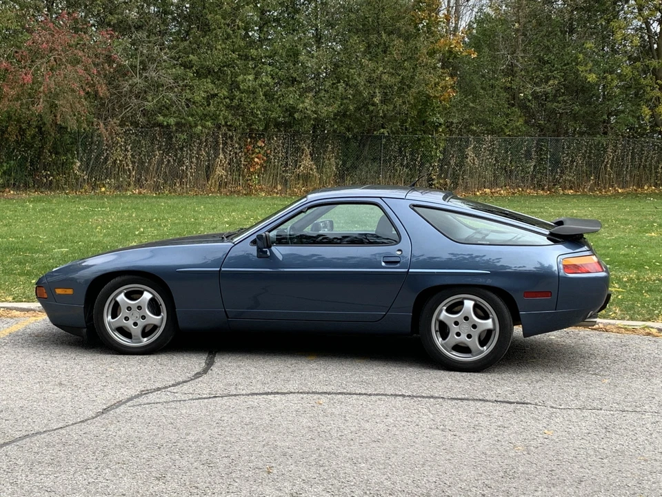 1990 Porsche 928 GT - Image 9 of 31