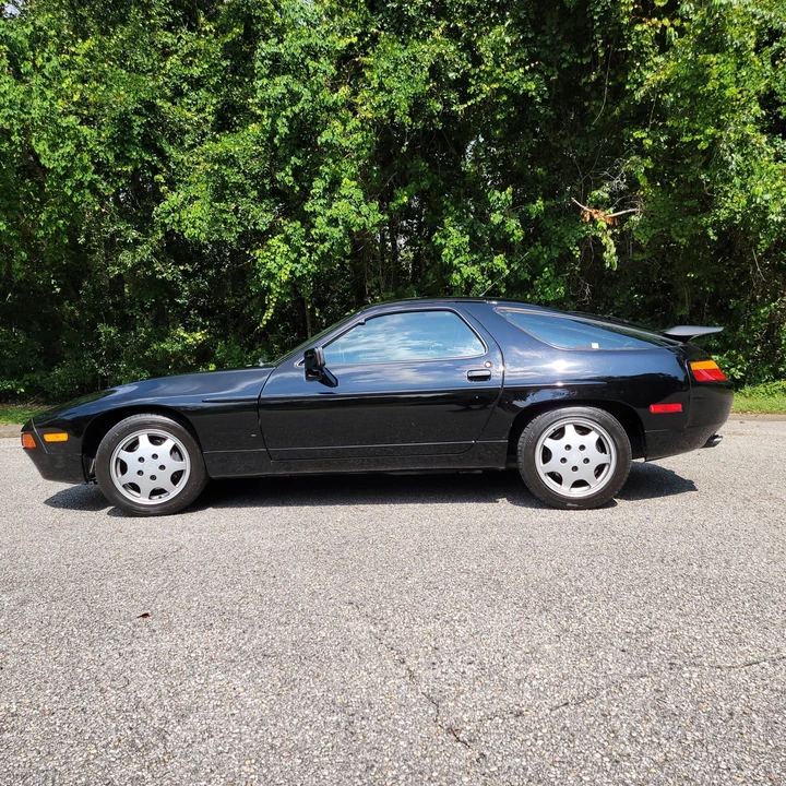 1990 Porsche 928 GT - Image 10 of 31