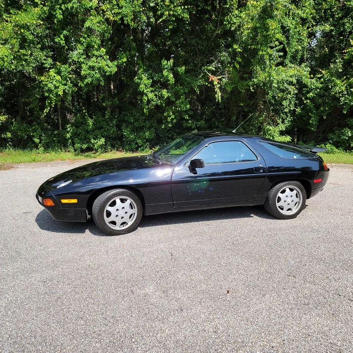 1990 Porsche 928 GT - Image 8 of 31