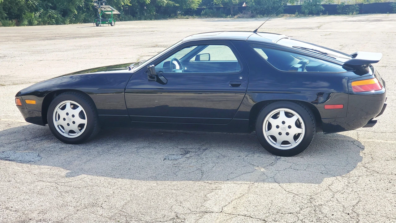 1990 Porsche 928 GT - Image 16 of 31