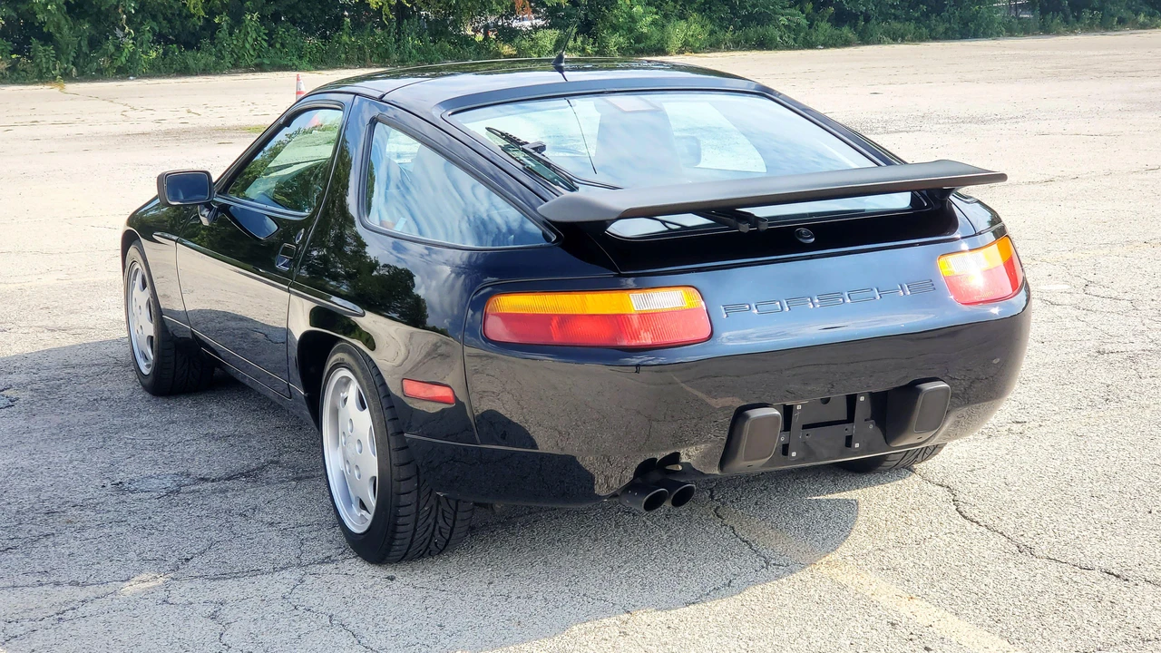 1990 Porsche 928 GT - Image 22 of 31