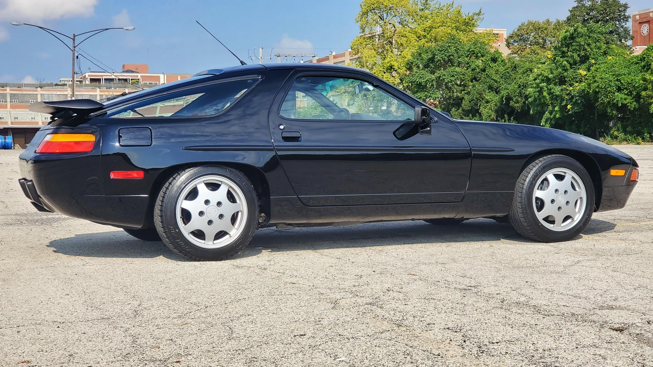 1990 Porsche 928 GT - Image 29 of 31
