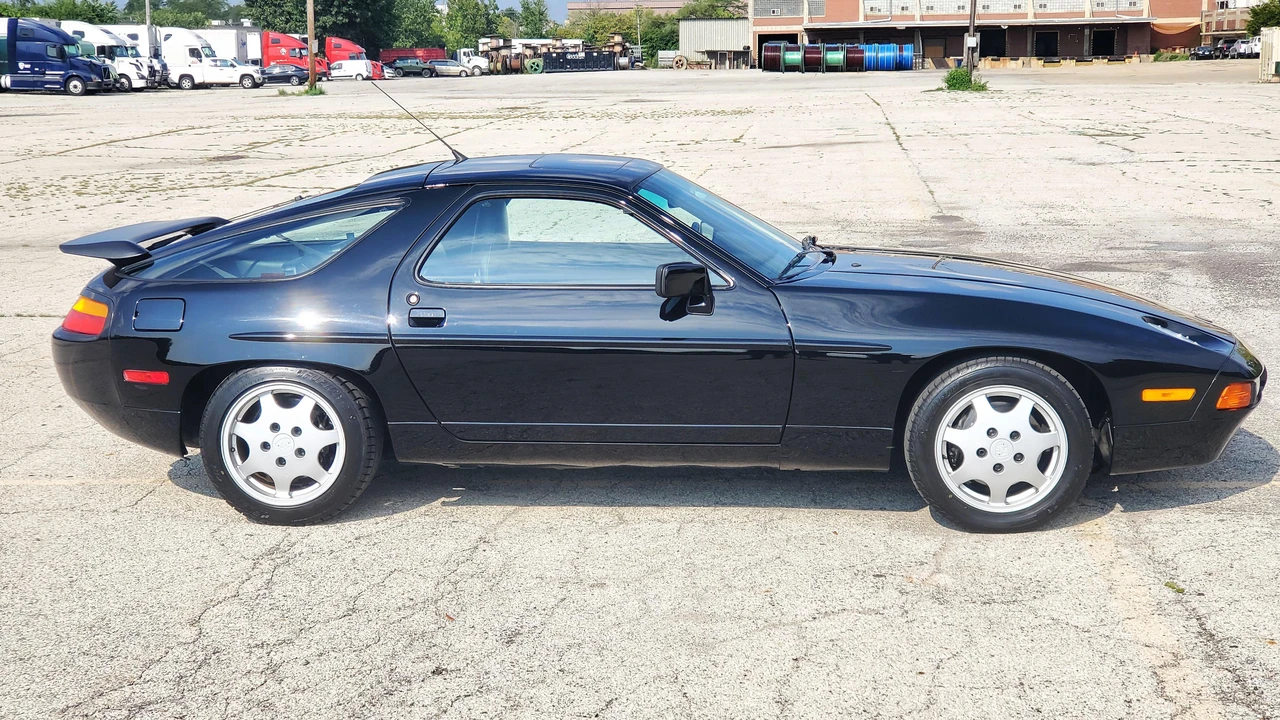 1990 Porsche 928 GT - Image 30 of 31