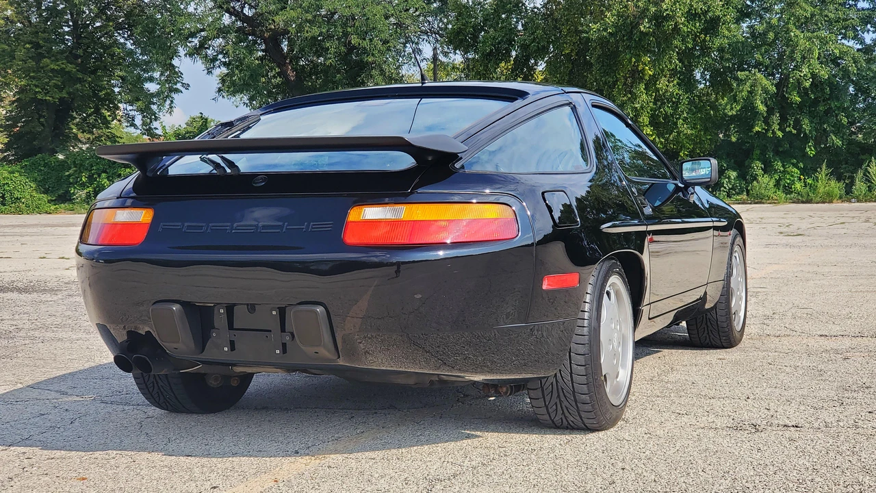 1990 Porsche 928 GT - Image 25 of 31