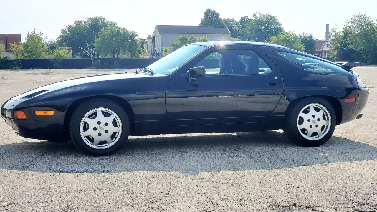 1990 Porsche 928 GT - Image 15 of 31