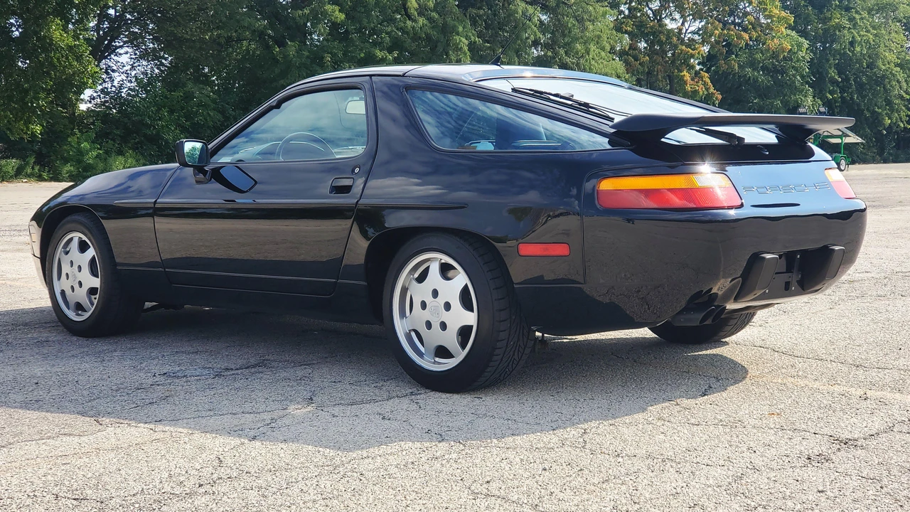 1990 Porsche 928 GT - Image 21 of 31