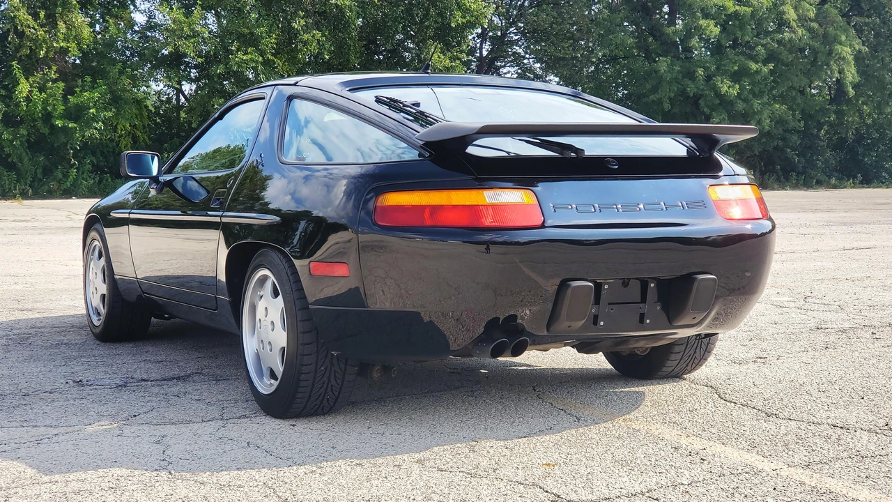 1990 Porsche 928 GT - Image 23 of 31