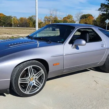 1990 Porsche 928 S4