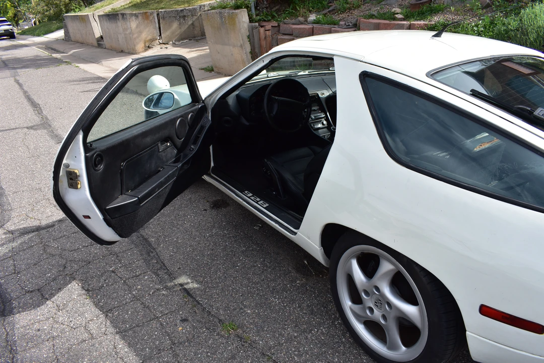 1990 Porsche 928 S4 - Image 26 of 31