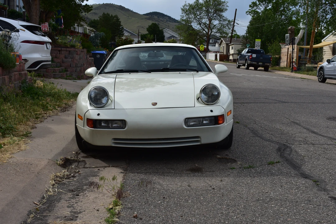 1990 Porsche 928 S4 - Image 2 of 31