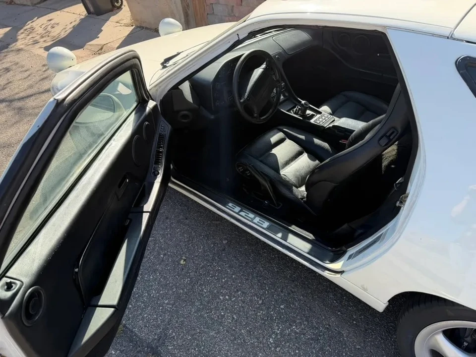 1990 Porsche 928 S4 - Image 28 of 31