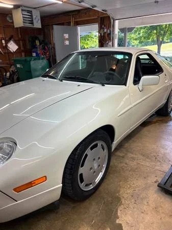1990 Porsche 928 S4 - Image 6 of 21