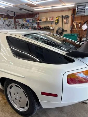 1990 Porsche 928 S4 - Image 9 of 21
