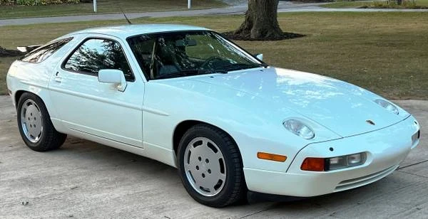 1990 Porsche 928 S4 - Image 2 of 21