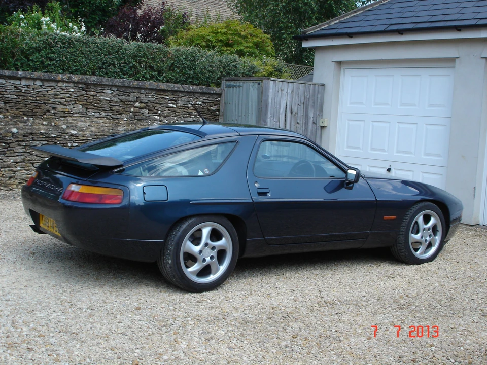 1990 Porsche 928 S4 - Image 12 of 14