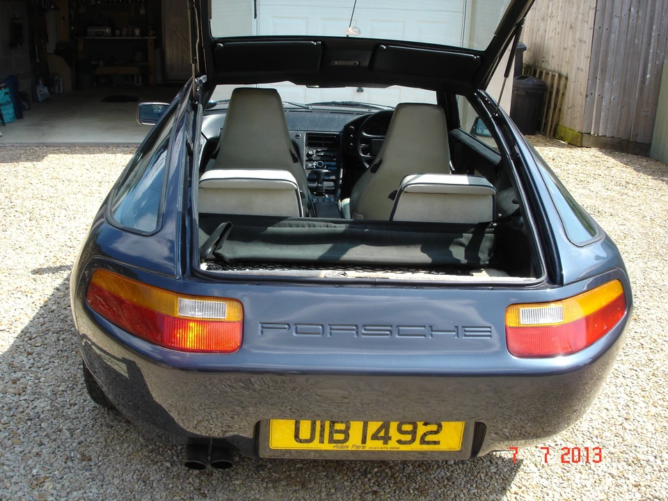 1990 Porsche 928 S4 - Image 7 of 14
