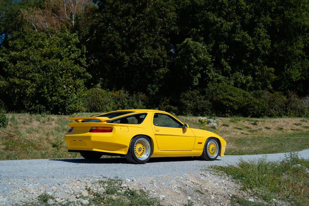 1990 Porsche 928 S4 - Image 11 of 31