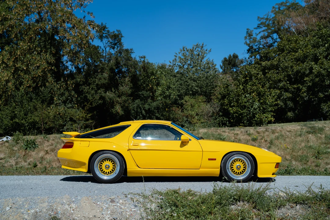 1990 Porsche 928 S4 - Image 4 of 31