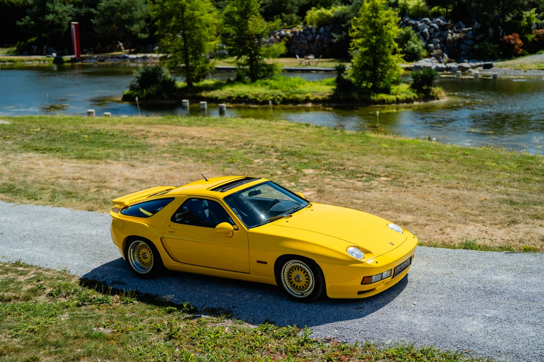 1990 Porsche 928 S4 - Image 3 of 31