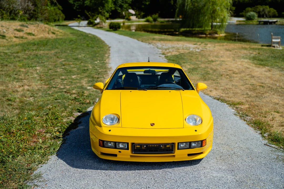 1990 Porsche 928 S4 - Image 17 of 31