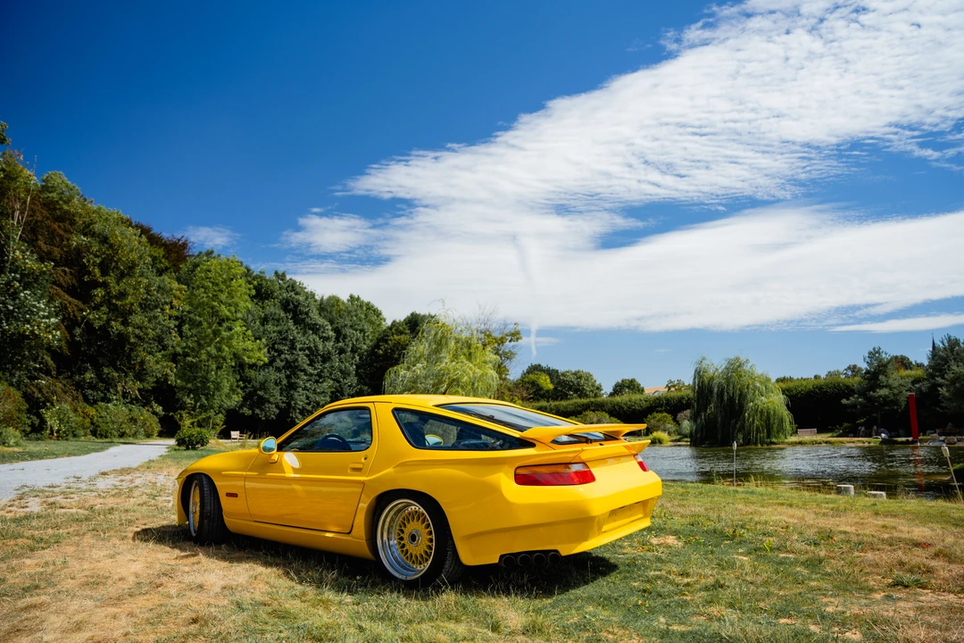 1990 Porsche 928 S4 - Image 21 of 31