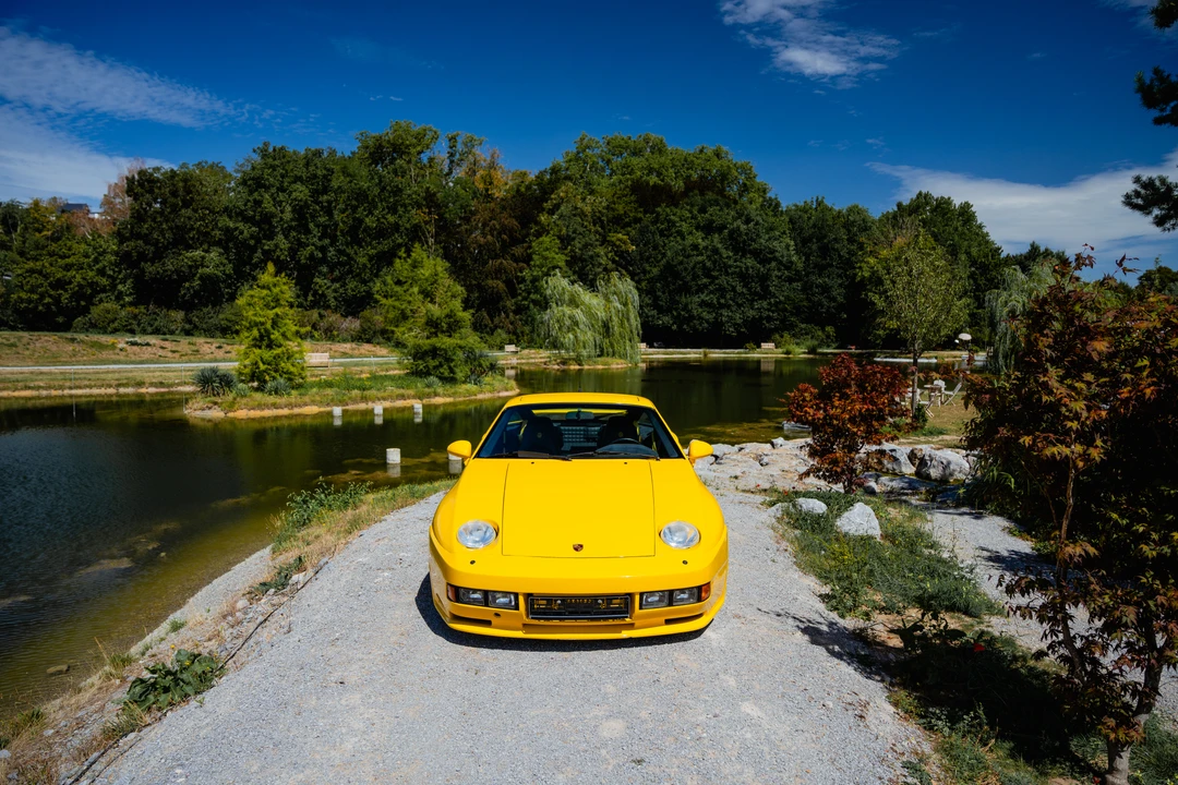 1990 Porsche 928 S4 - Image 26 of 31