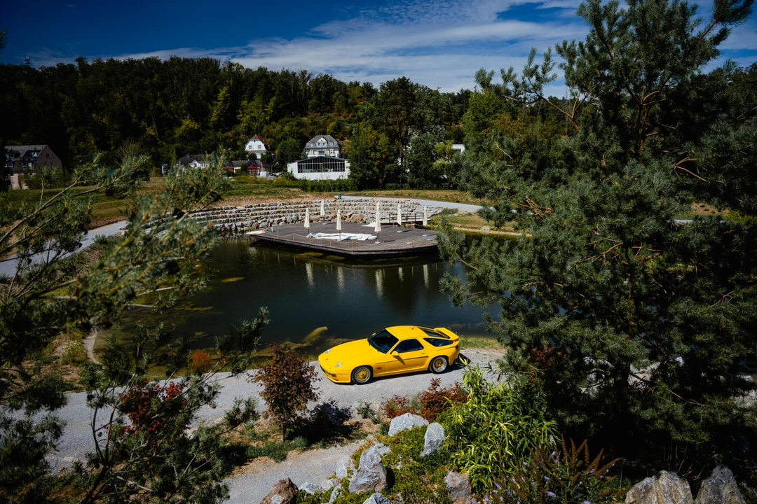 1990 Porsche 928 S4 - Image 29 of 31
