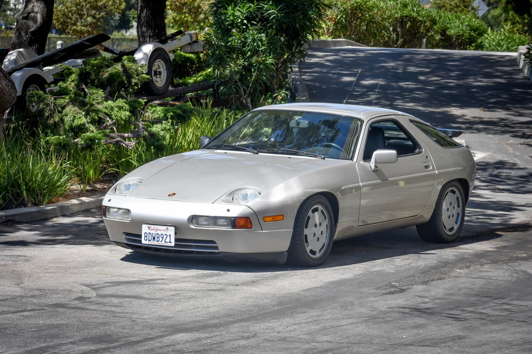 1990 Porsche 928 S4 - Image 11 of 31