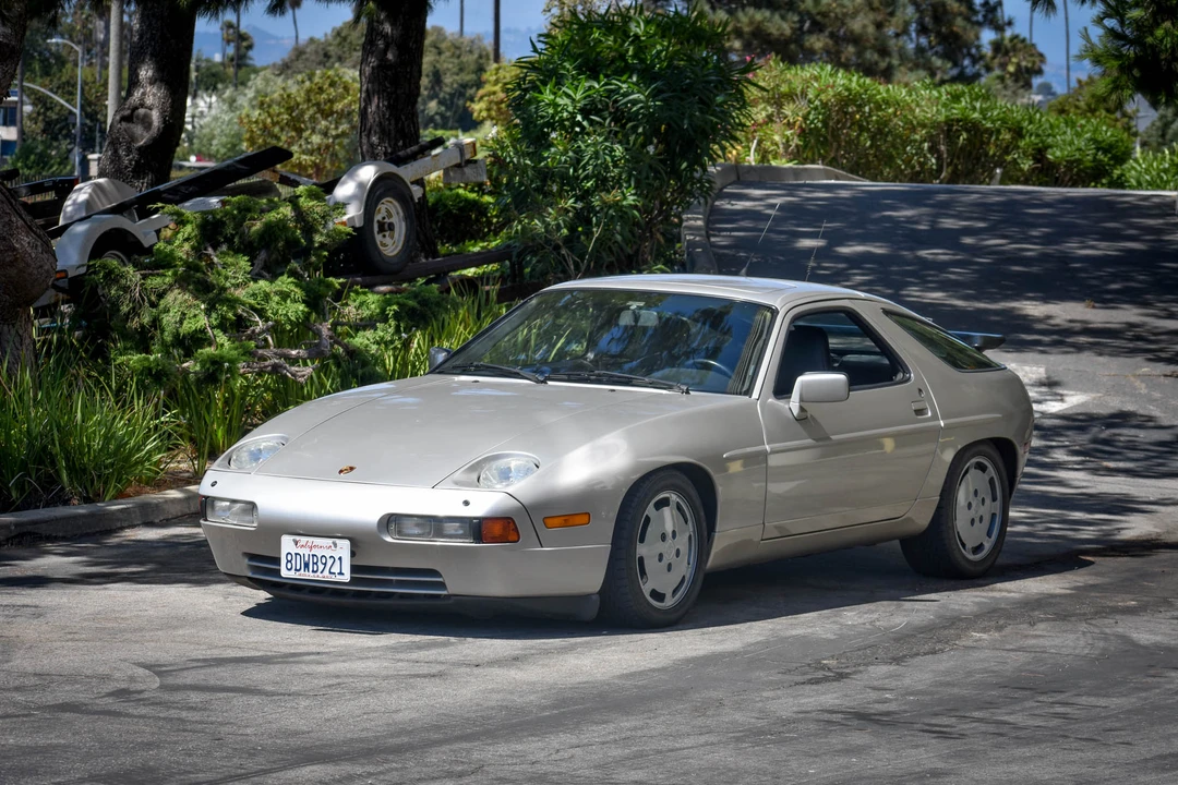 1990 Porsche 928 S4 - Image 6 of 31