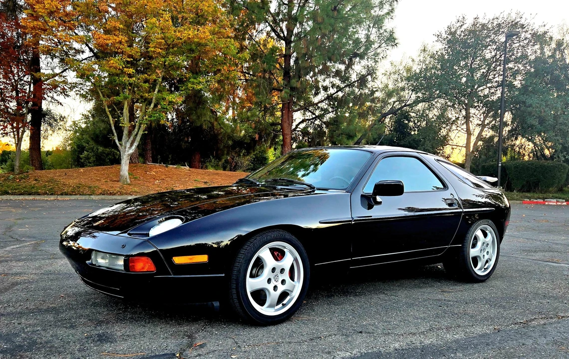 1990 Porsche 928 S4 - Image 2 of 31