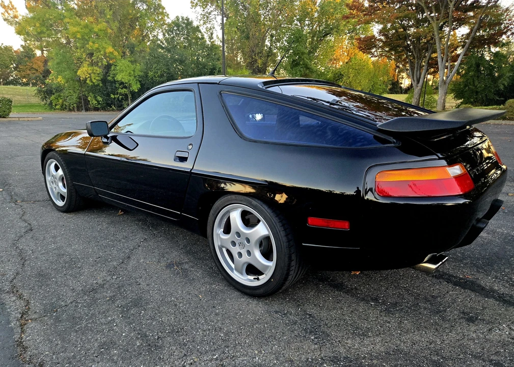 1990 Porsche 928 S4 - Image 17 of 31