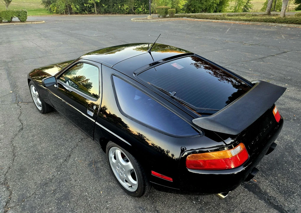 1990 Porsche 928 S4 - Image 16 of 31