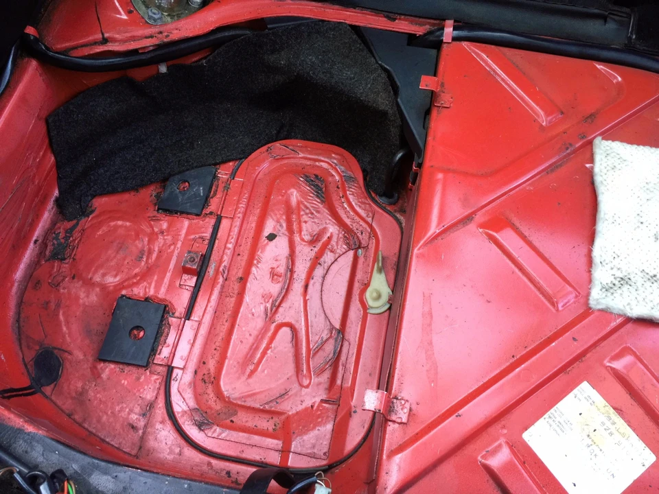 1990 Porsche 928 S4 - Image 23 of 30