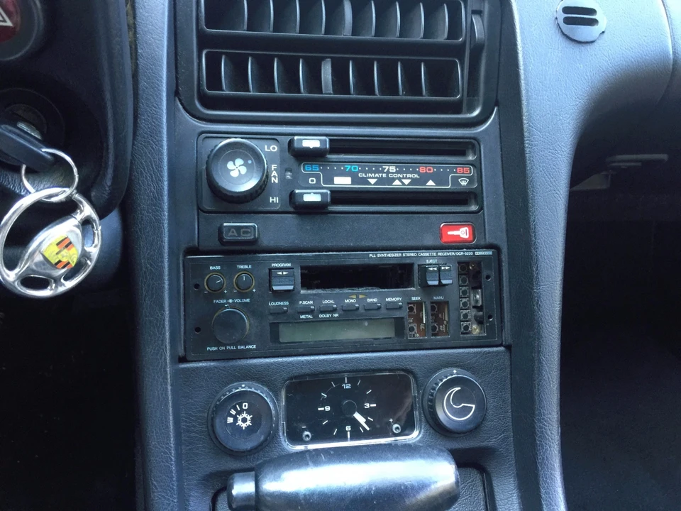 1990 Porsche 928 S4 - Image 20 of 30
