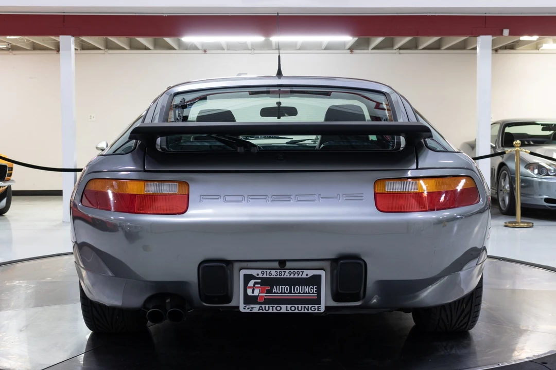 1990 Porsche 928 S4 - Image 18 of 31