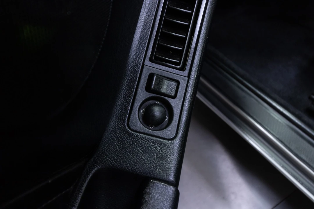 1990 Porsche 928 S4 - Image 27 of 31