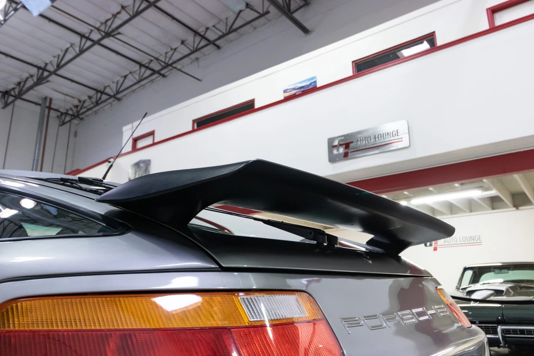 1990 Porsche 928 S4 - Image 16 of 31