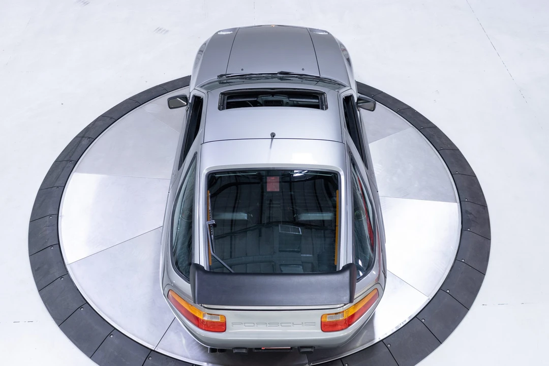 1990 Porsche 928 S4 - Image 5 of 31