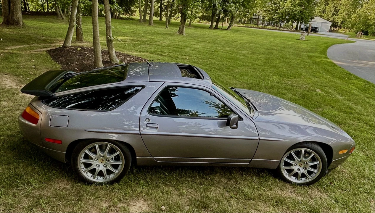 1990 Porsche 928 S4 - Image 19 of 31