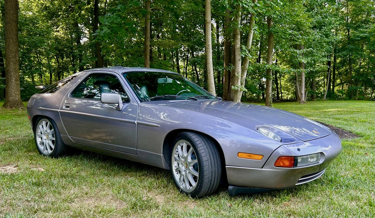 1990 Porsche 928 S4 - Image 24 of 31