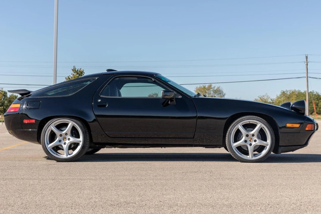 1990 Porsche 928 S4 - Image 3 of 31