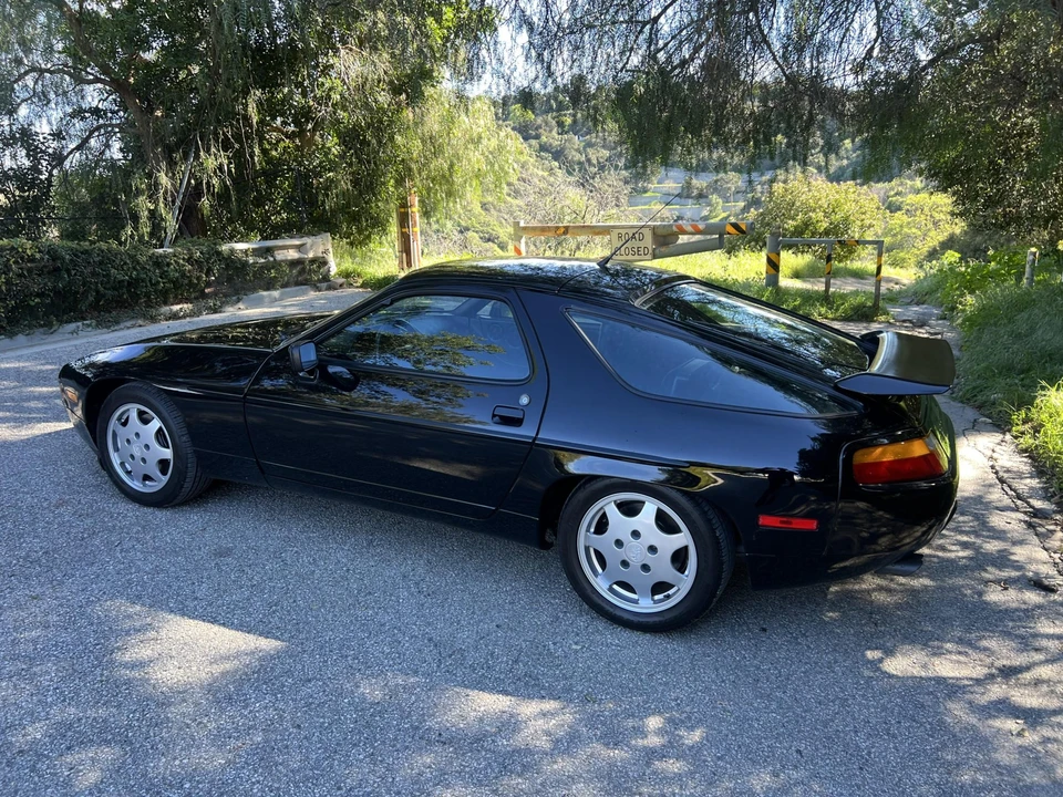 1990 Porsche 928 S4 - Image 6 of 31