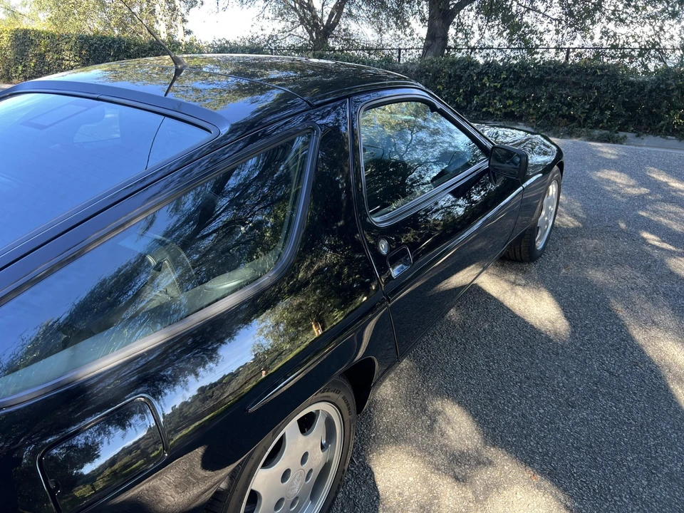 1990 Porsche 928 S4 - Image 26 of 31