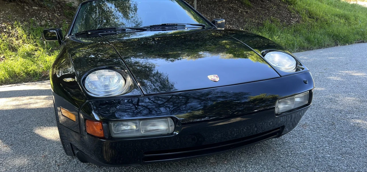 1990 Porsche 928 S4 - Image 13 of 31