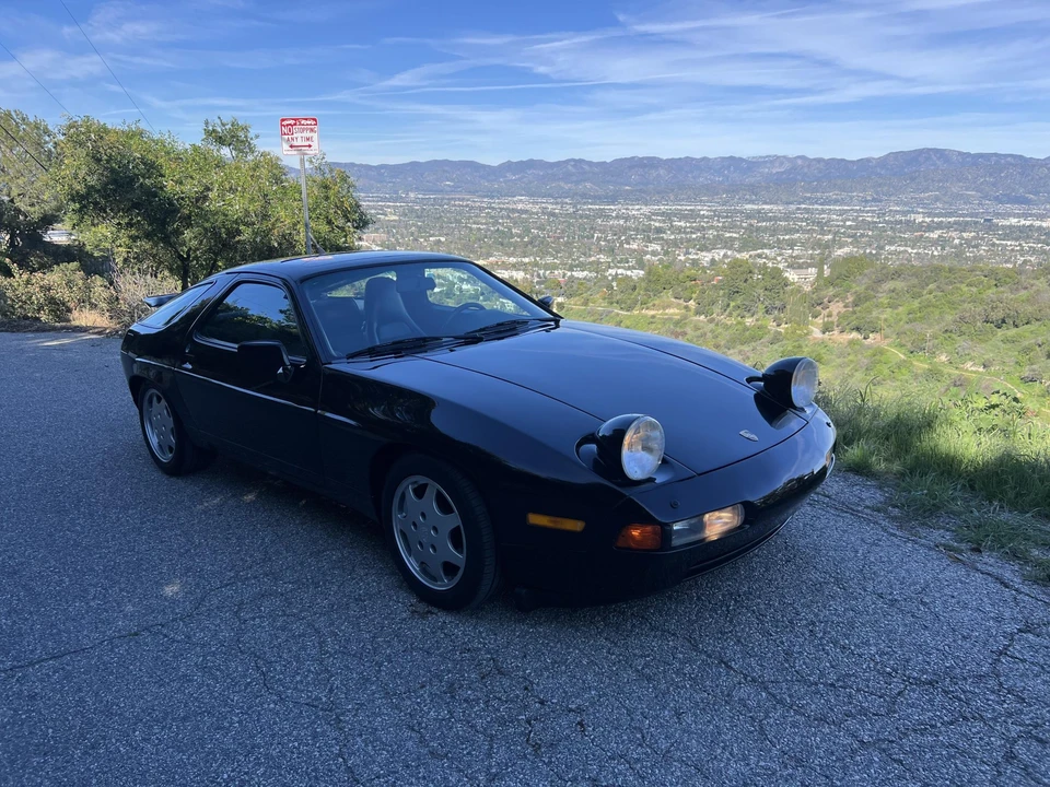 1990 Porsche 928 S4 - Image 11 of 31