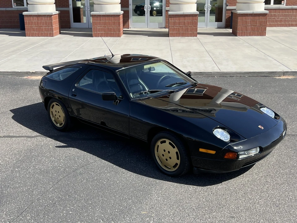 1990 Porsche 928 S4 - Image 18 of 31