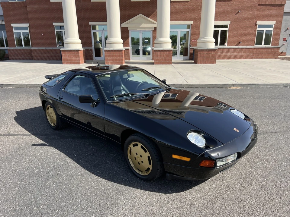 1990 Porsche 928 S4 - Image 17 of 31