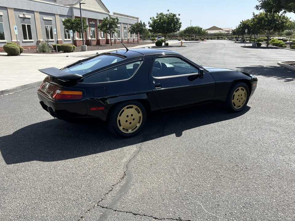 1990 Porsche 928 S4 - Image 26 of 31