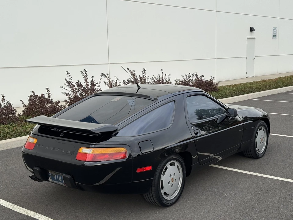 1990 Porsche 928 S4 - Image 25 of 31